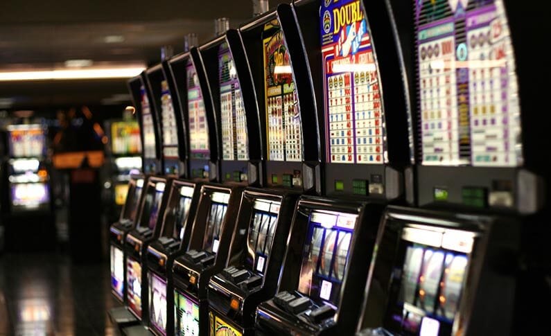 Online Video Slot Features - Reviewed and Explained